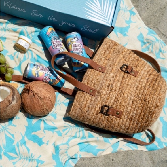 Beachly XIX PALMS Straw Tote Bag - Tan